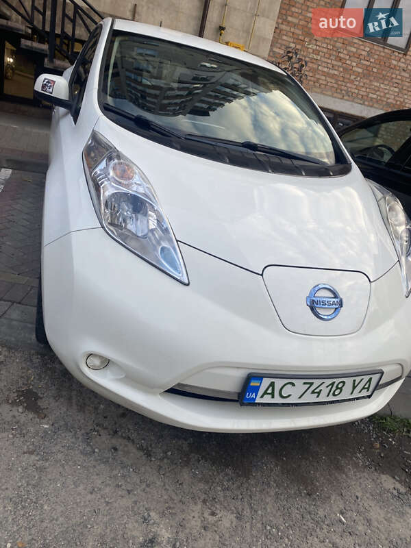 Nissan Leaf 2014