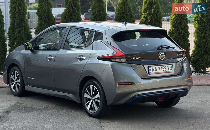 Хэтчбек Nissan Leaf 2019 в Киеве фото 4 Хэтчбек Nissan Leaf 2019 в Киеве