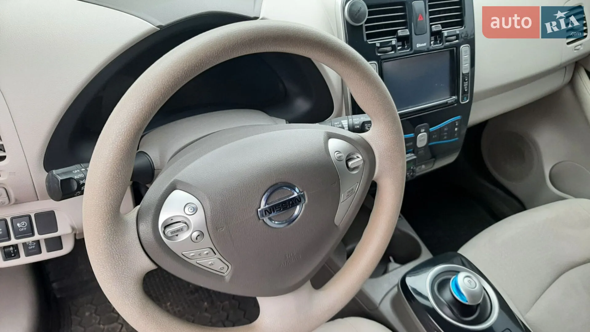 2011 Nissan Leaf - мініатюра 25