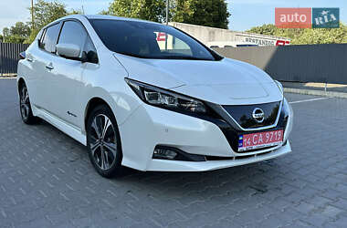 Хэтчбек Nissan Leaf 2018 в Ужгороде