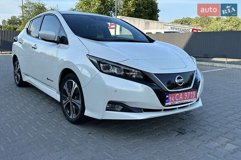 Хэтчбек Nissan Leaf 2018 в Ужгороде фото Хэтчбек Nissan Leaf 2018 в Ужгороде