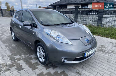 Хэтчбек Nissan Leaf 2014 в Ровно