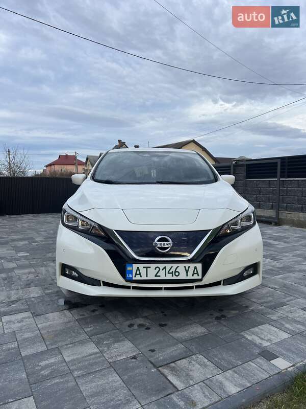 Хэтчбек Nissan Leaf 2019 в Ивано-Франковске