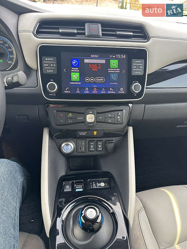 Хэтчбек Nissan Leaf 2021 в Долине