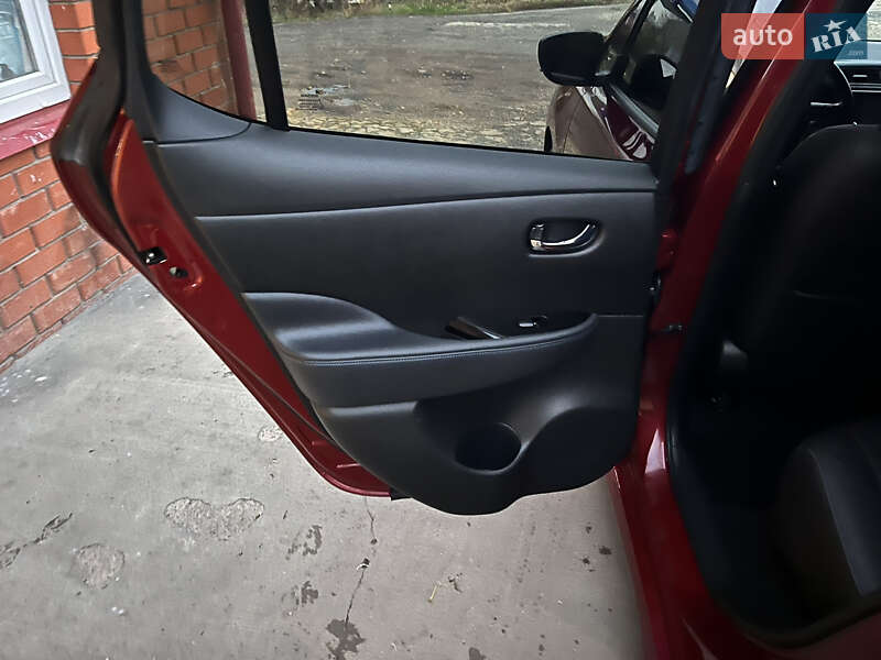 Хэтчбек Nissan Leaf 2020 в Бердичеве фото 14 Хэтчбек Nissan Leaf 2020 в Бердичеве