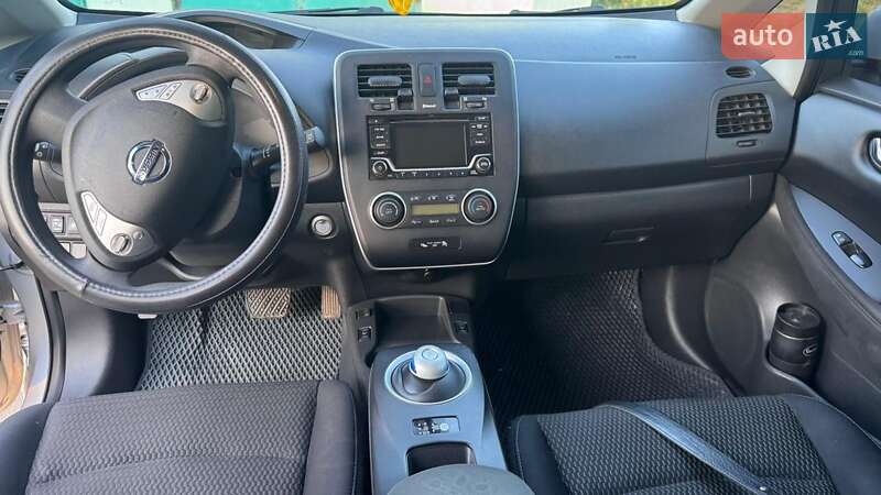 Хэтчбек Nissan Leaf 2016 в Харькове