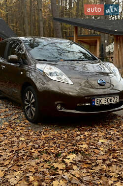 Хэтчбек Nissan Leaf 2017 в Бродах