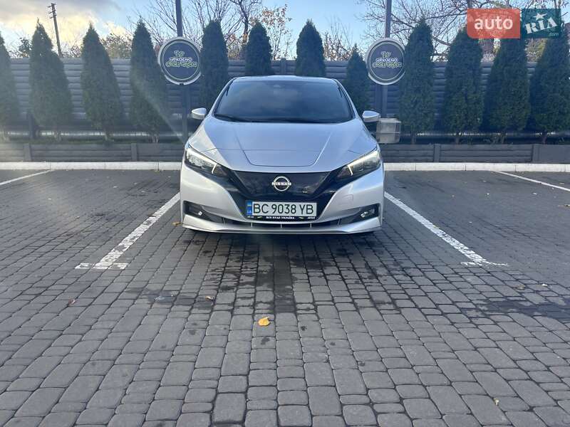 Хэтчбек Nissan Leaf 2024 в Харькове