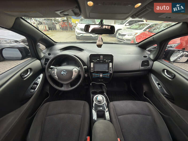 Хэтчбек Nissan Leaf 2013 в Одессе фото 10 Хэтчбек Nissan Leaf 2013 в Одессе