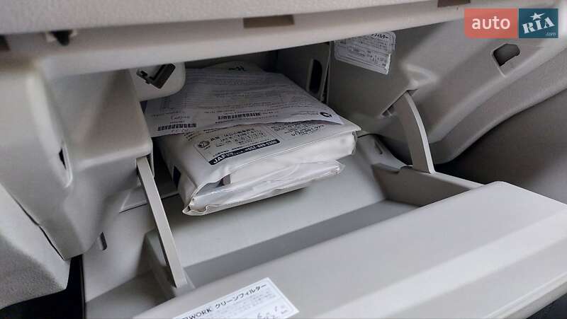 Хэтчбек Nissan Leaf 2017 в Киеве