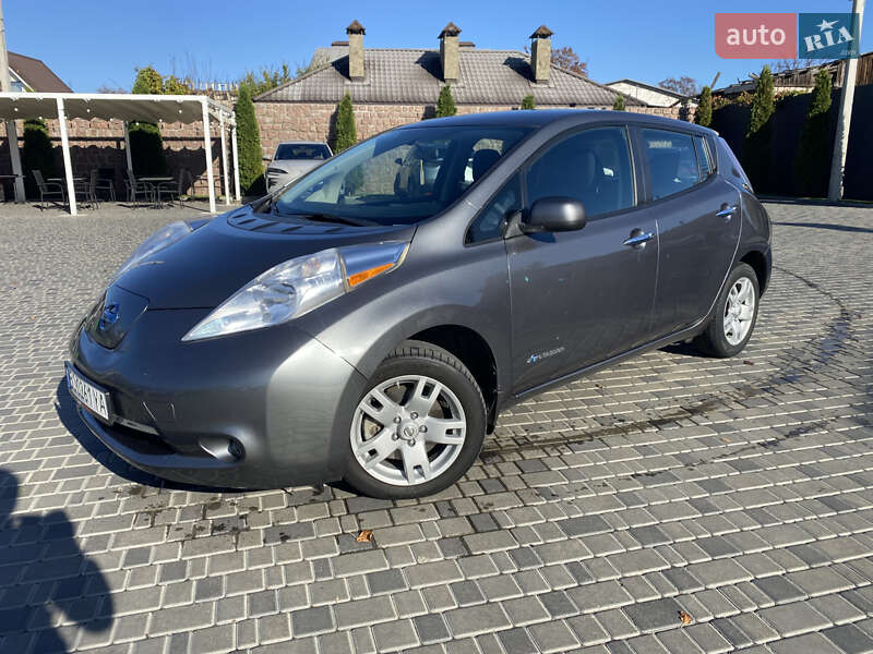 Хэтчбек Nissan Leaf 2015 в Кропивницком фото 3 Хэтчбек Nissan Leaf 2015 в Кропивницком