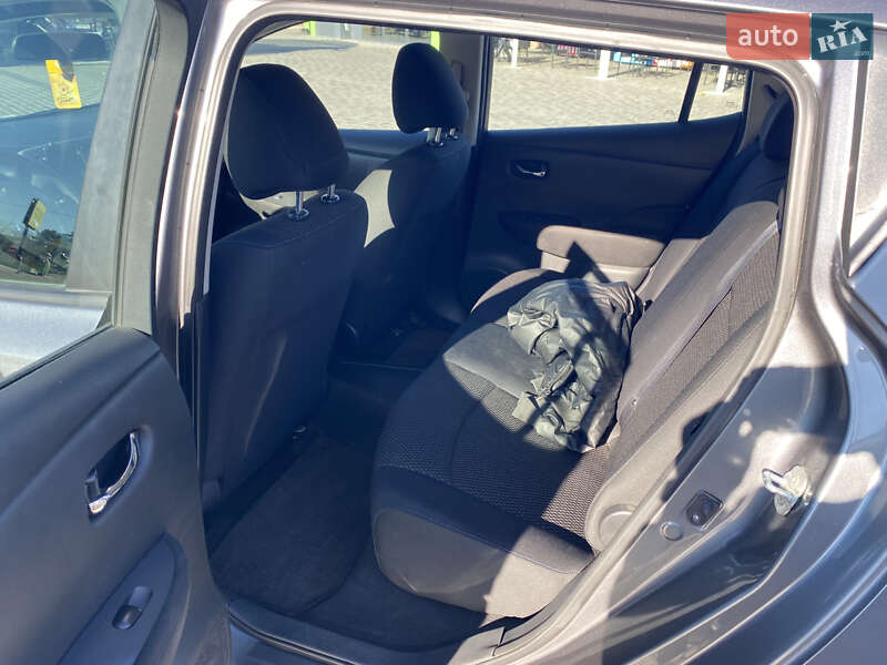 Хэтчбек Nissan Leaf 2015 в Кропивницком фото 16 Хэтчбек Nissan Leaf 2015 в Кропивницком