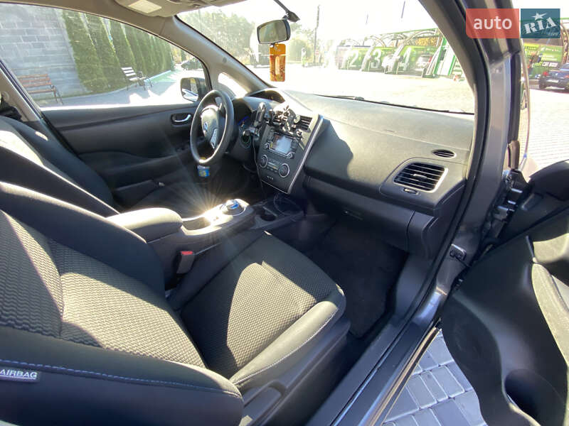 Хэтчбек Nissan Leaf 2015 в Кропивницком фото 18 Хэтчбек Nissan Leaf 2015 в Кропивницком