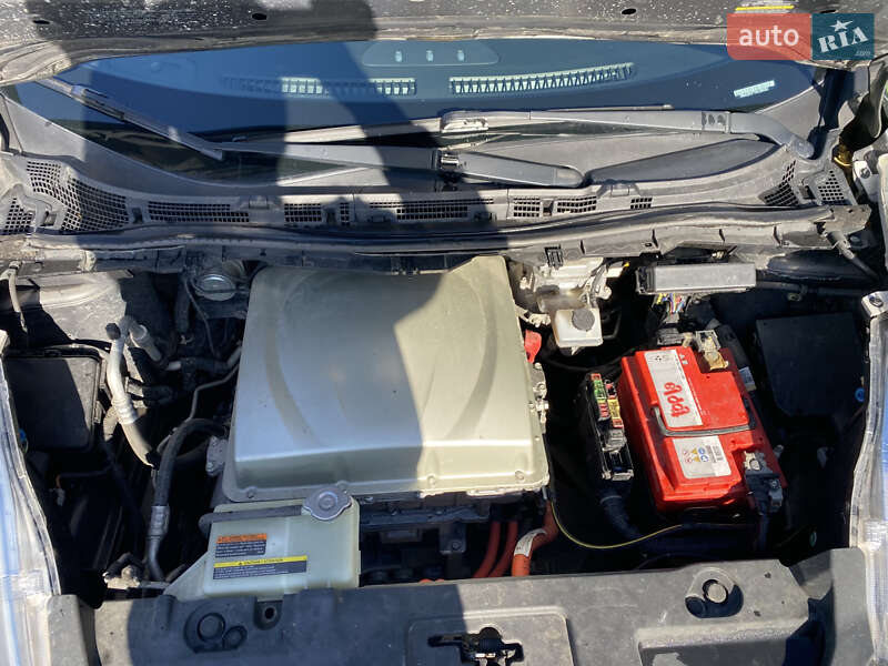 Хэтчбек Nissan Leaf 2015 в Кропивницком фото 19 Хэтчбек Nissan Leaf 2015 в Кропивницком