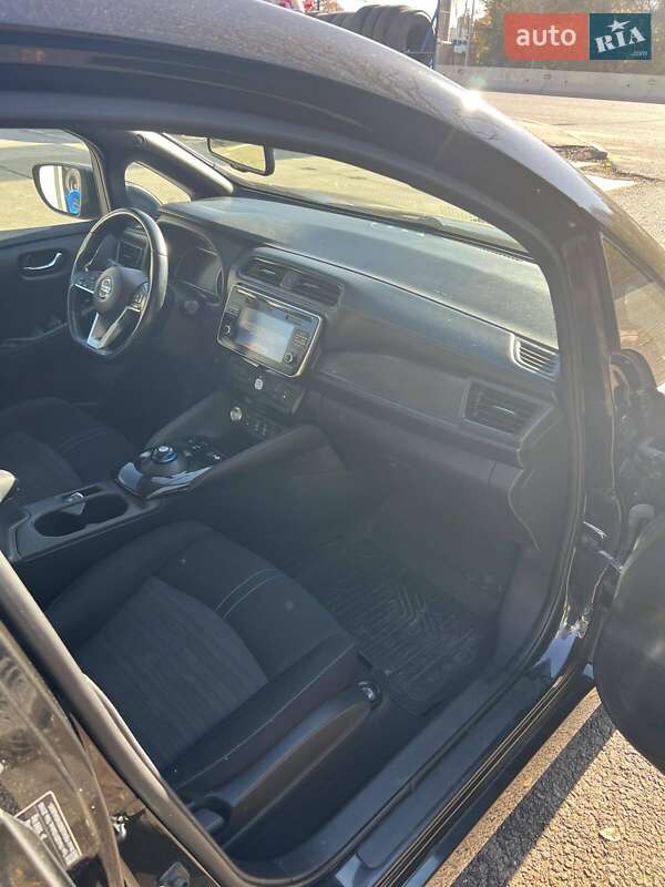 Хэтчбек Nissan Leaf 2018 в Одессе фото 7 Хэтчбек Nissan Leaf 2018 в Одессе