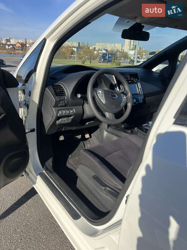 Хэтчбек Nissan Leaf 2016 в Виннице фото 8 Хэтчбек Nissan Leaf 2016 в Виннице