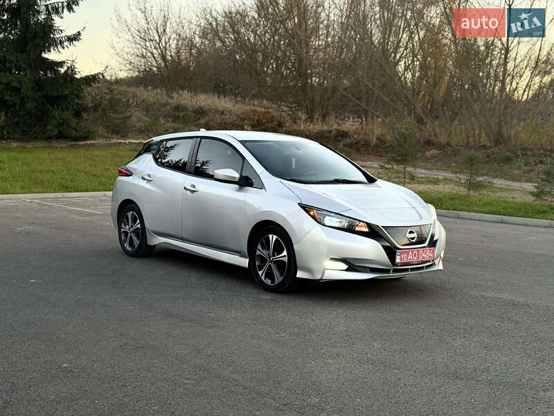 Хэтчбек Nissan Leaf 2018 в Ровно фото 12 Хэтчбек Nissan Leaf 2018 в Ровно