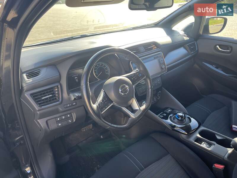 Хэтчбек Nissan Leaf 2018 в Львове фото 12 Хэтчбек Nissan Leaf 2018 в Львове