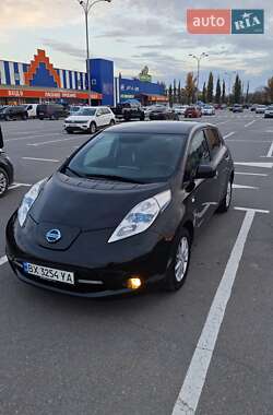 Хэтчбек Nissan Leaf 2017 в Каменец-Подольском