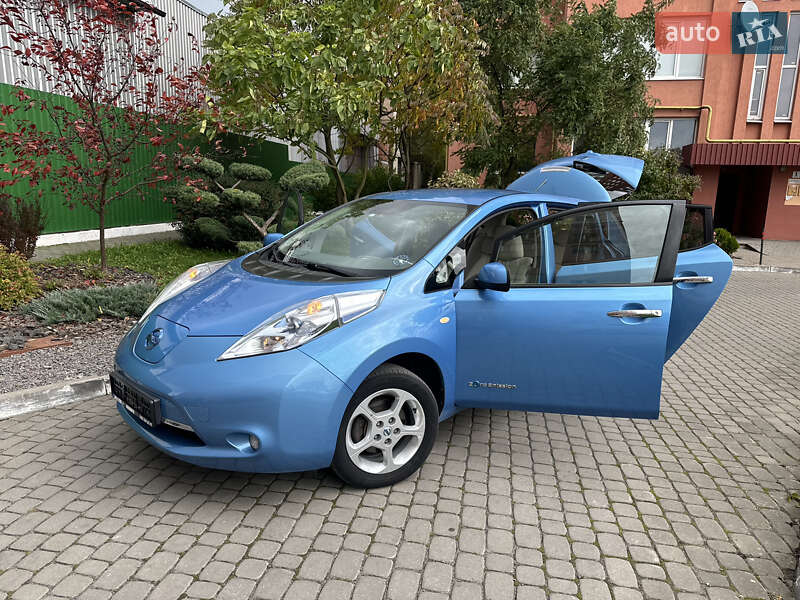 Хэтчбек Nissan Leaf 2012 в Луцке фото 2 Хэтчбек Nissan Leaf 2012 в Луцке
