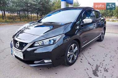 Хетчбек Nissan Leaf 2018 в Золочеві