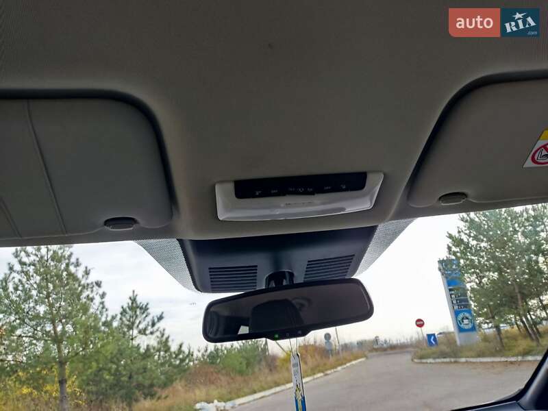 Хэтчбек Nissan Leaf 2018 в Золочеве