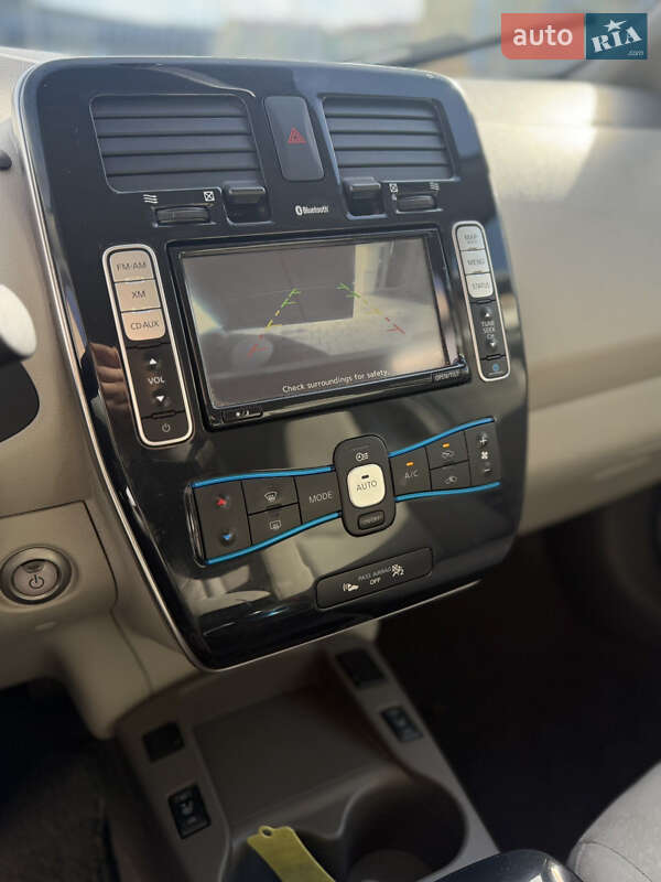 Хэтчбек Nissan Leaf 2012 в Радехове фото 11 Хэтчбек Nissan Leaf 2012 в Радехове