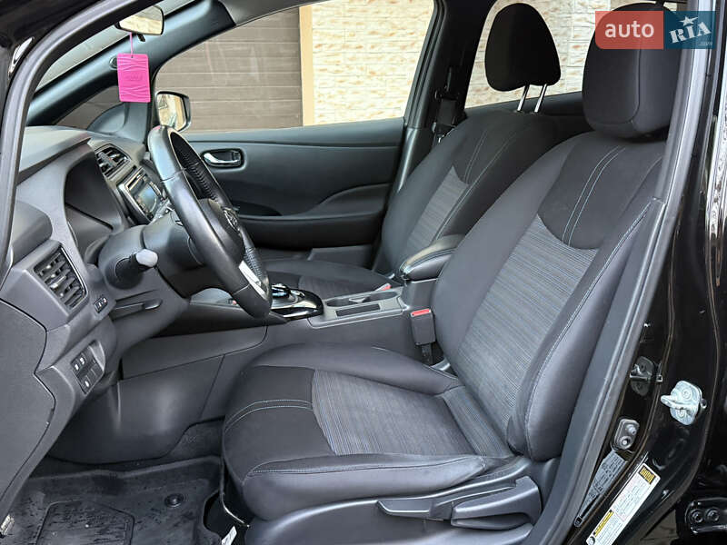 Хэтчбек Nissan Leaf 2018 в Черновцах