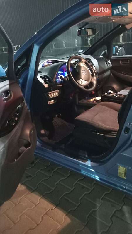 Хетчбек Nissan Leaf 2013 в Кам'янець-Подільському фото 3 Хетчбек Nissan Leaf 2013 в Кам'янець-Подільському