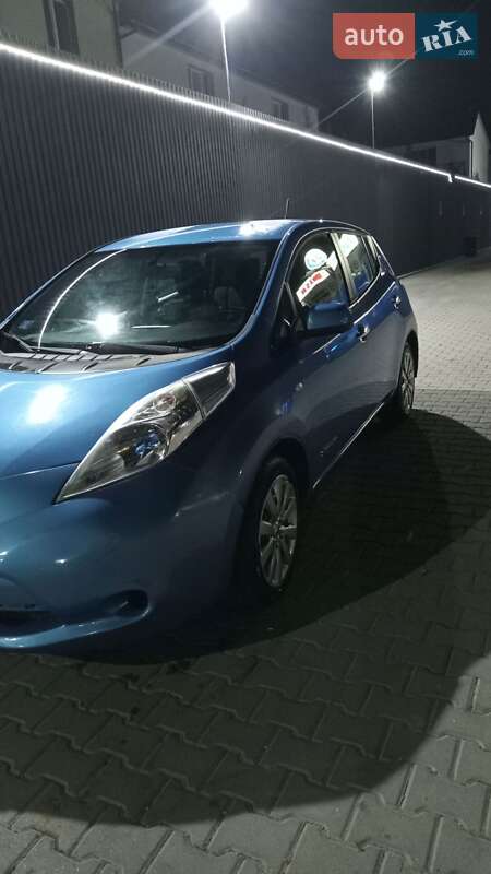 Хетчбек Nissan Leaf 2013 в Кам'янець-Подільському фото 2 Хетчбек Nissan Leaf 2013 в Кам'янець-Подільському