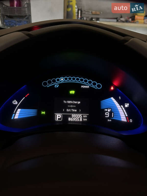 Хэтчбек Nissan Leaf 2011 в Львове