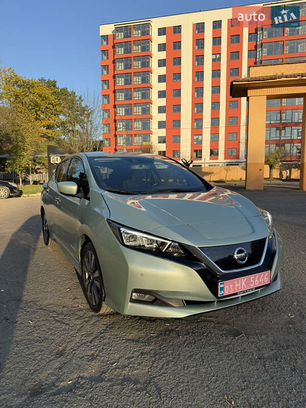 Хэтчбек Nissan Leaf 2018 в Ивано-Франковске