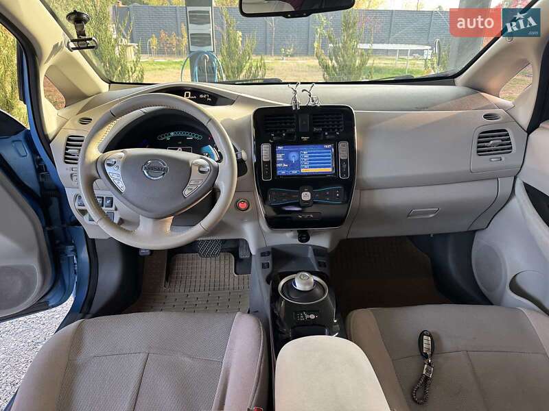 Хэтчбек Nissan Leaf 2014 в Днепре фото 7 Хэтчбек Nissan Leaf 2014 в Днепре