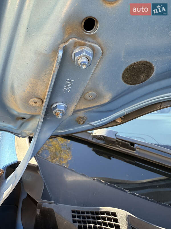 Хэтчбек Nissan Leaf 2012 в Калуше