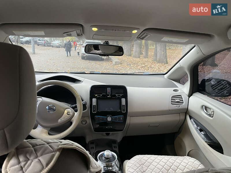 Хэтчбек Nissan Leaf 2013 в Ивано-Франковске фото 9 Хэтчбек Nissan Leaf 2013 в Ивано-Франковске