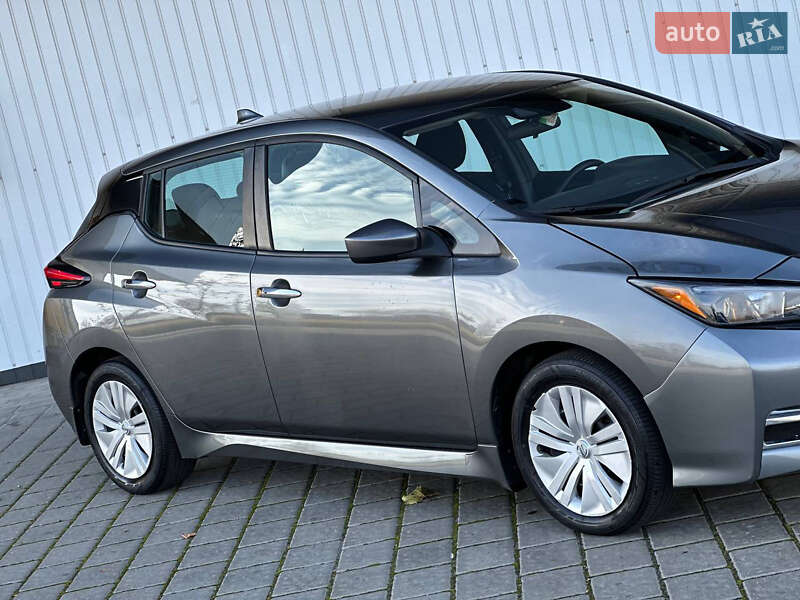 Хэтчбек Nissan Leaf 2020 в Ровно