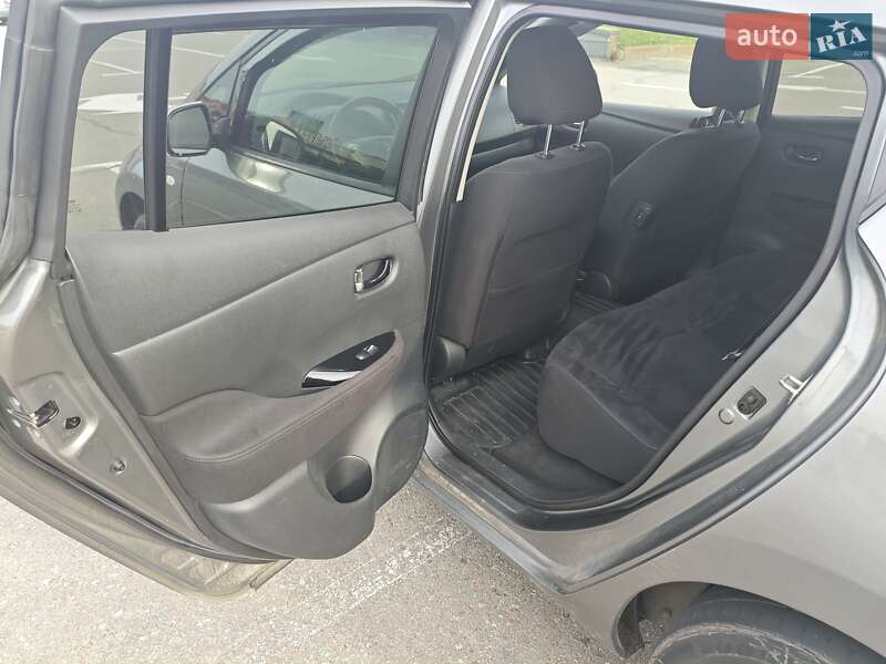 Хэтчбек Nissan Leaf 2013 в Киеве фото 22 Хэтчбек Nissan Leaf 2013 в Киеве
