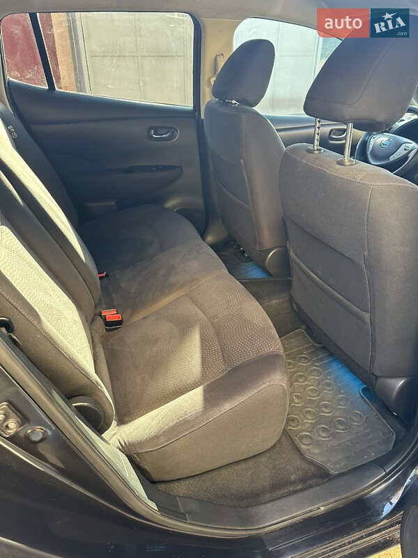 Хэтчбек Nissan Leaf 2017 в Одессе