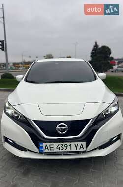 Хетчбек Nissan Leaf 2019 в Дніпрі