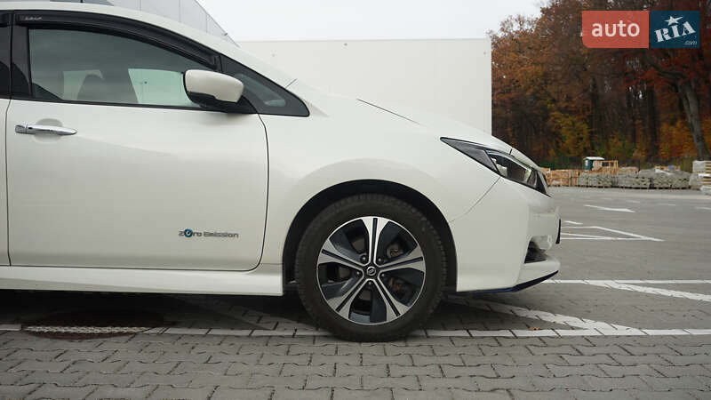 Хэтчбек Nissan Leaf 2019 в Львове фото 5 Хэтчбек Nissan Leaf 2019 в Львове