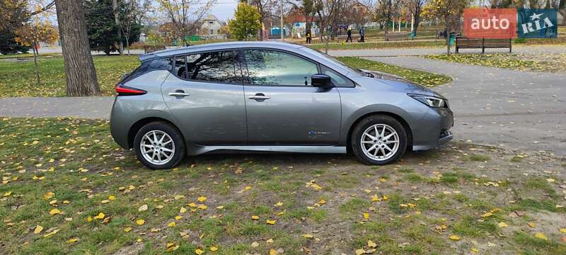 Хетчбек Nissan Leaf 2018 в Харкові
