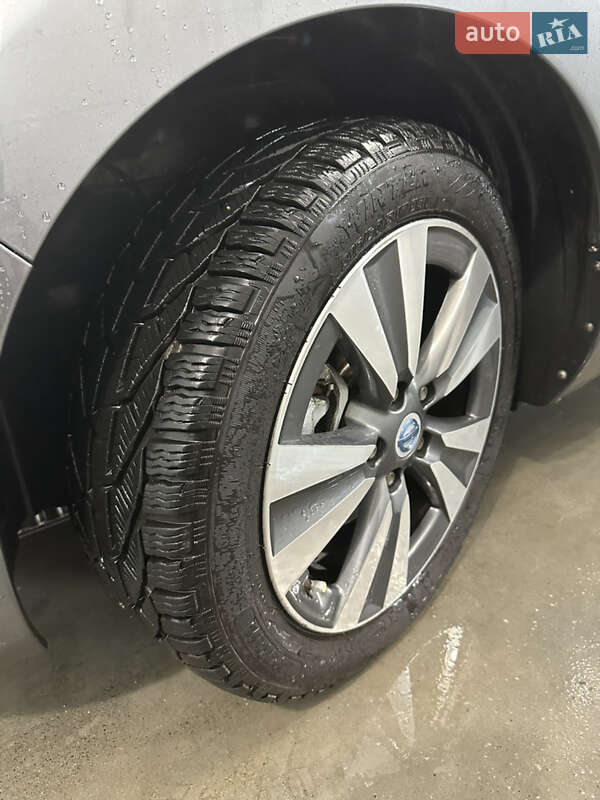 Хэтчбек Nissan Leaf 2013 в Владимире