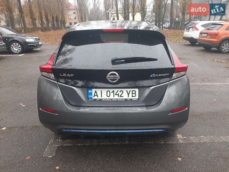 Хетчбек Nissan Leaf 2018 в Києві фото 2 Хетчбек Nissan Leaf 2018 в Києві