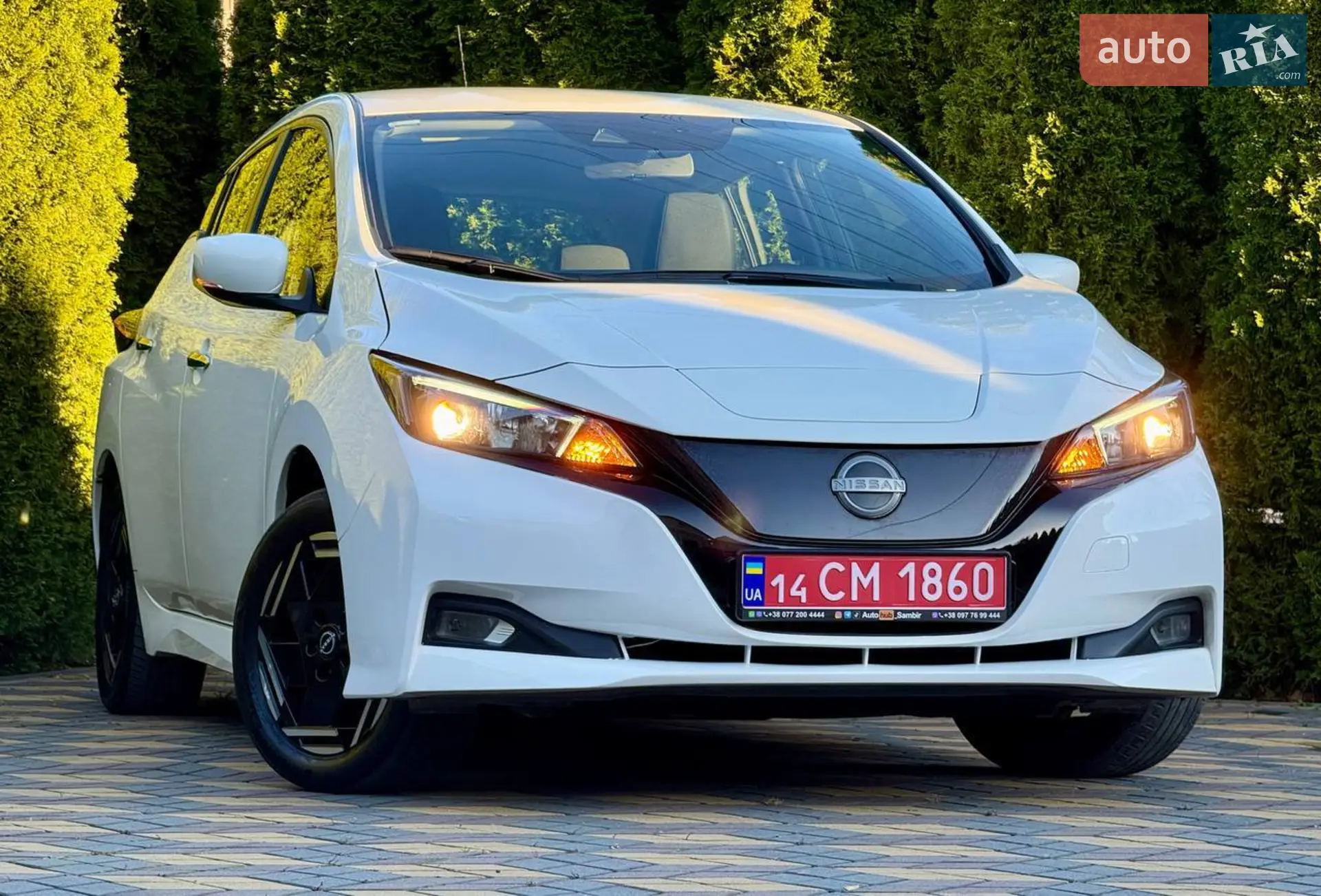 2022 Nissan Leaf - мініатюра 2