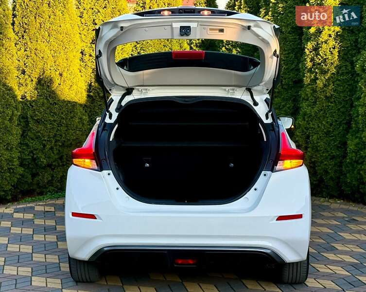 Хэтчбек Nissan Leaf 2022 в Самборе фото 12 Хэтчбек Nissan Leaf 2022 в Самборе
