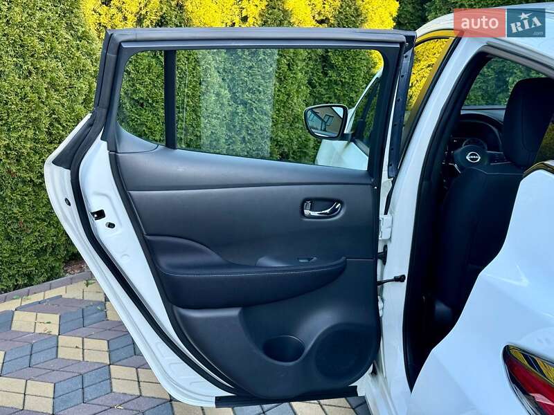 Хэтчбек Nissan Leaf 2022 в Самборе фото 21 Хэтчбек Nissan Leaf 2022 в Самборе