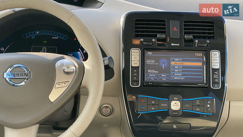 Хэтчбек Nissan Leaf 2011 в Луцке фото 31 Хэтчбек Nissan Leaf 2011 в Луцке