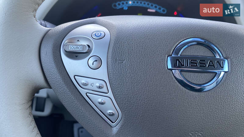 Хэтчбек Nissan Leaf 2011 в Луцке фото 51 Хэтчбек Nissan Leaf 2011 в Луцке