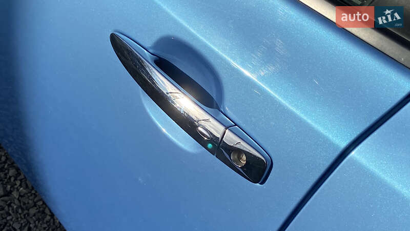 Хэтчбек Nissan Leaf 2011 в Луцке фото 55 Хэтчбек Nissan Leaf 2011 в Луцке