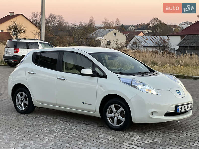 Хетчбек Nissan Leaf 2012 в Львові